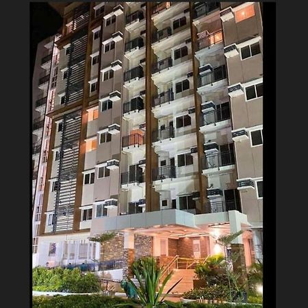 Cozy Suite Studio Type Condo In Matina Enclaves Davao City 외부 사진